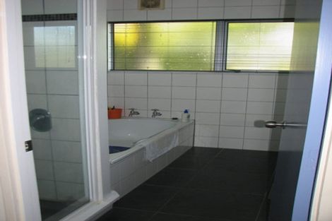 Photo of property in 47 Fitzpatrick Street, Newlands, Wellington, 6037