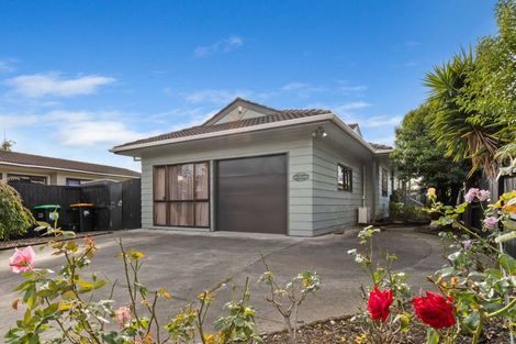 Photo of property in 63 Geraldine Crescent, Cloverlea, Palmerston North, 4412