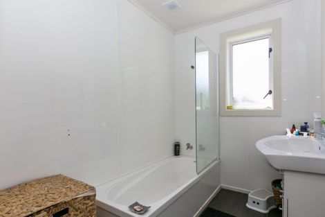 Photo of property in 37 Buckingham Street, Whakatu, Hastings, 4102