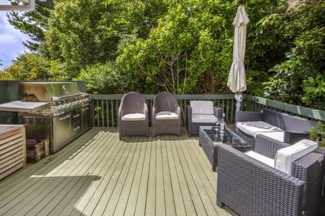 Photo of property in 5 Solway Place, Papakowhai, Porirua, 5024