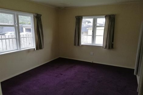 Photo of property in 5 The Square, Manor Park, Lower Hutt, 5019