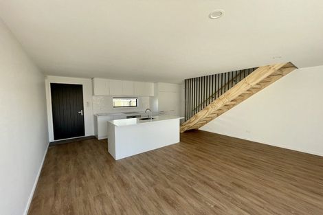 Photo of property in 3/45 Division Street, Riccarton, Christchurch, 8041