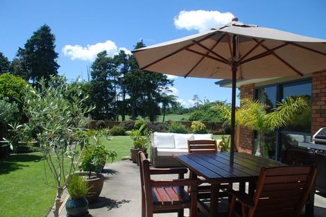 Photo of property in 505 Richmond Road, Lepperton, New Plymouth, 4373