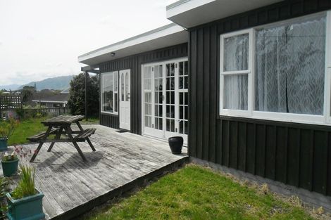 Photo of property in 20 Francis Road, Paraparaumu Beach, Paraparaumu, 5032