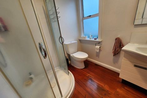 Photo of property in 81 Mangorei Road, Strandon, New Plymouth, 4312