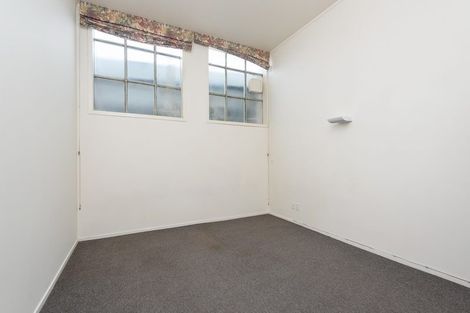 Photo of property in Tennyson Apartments, 18/25 Tennyson Street, Te Aro, Wellington, 6011