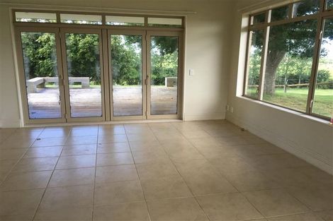 Photo of property in 235 Jesmond Road, Karaka, Drury, 2578