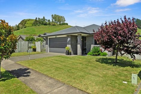 Photo of property in 228 Ballintoy Park Drive, Welcome Bay, Tauranga, 3175