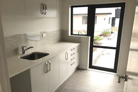 Photo of property in 17 Aileron Rise, Dairy Flat, Albany, 0794