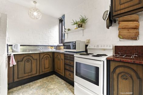 Photo of property in 141c Churton Drive, Churton Park, Wellington, 6037