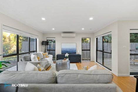 Photo of property in 17 Hard Beech Street, Takanini, 2110