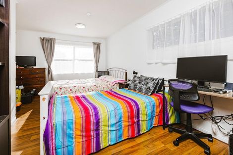 Photo of property in 19 Wilson Place, Papakura, 2110