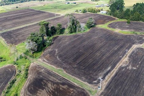 Photo of property in 40 Rona Road, Brixton, Waitara, 4382