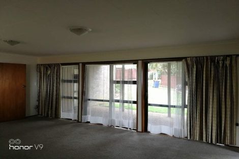 Photo of property in 58 Marywil Crescent, Hillcrest, Auckland, 0627