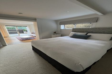 Photo of property in 1/50 La Trobe Street, Pakuranga Heights, Auckland, 2010