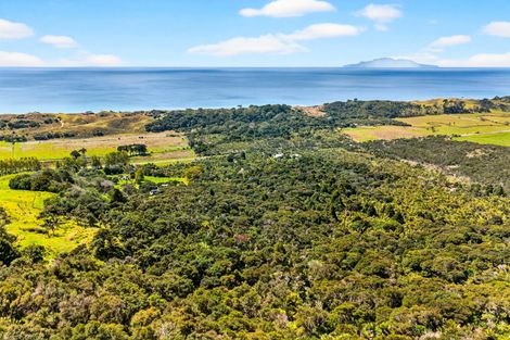 Photo of property in 495 Rahuikiri Road, Tomarata, Wellsford, 0972