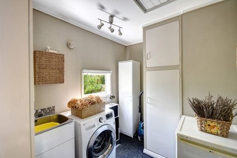 Photo of property in 126 Main Road South, Green Island, Dunedin, 9018