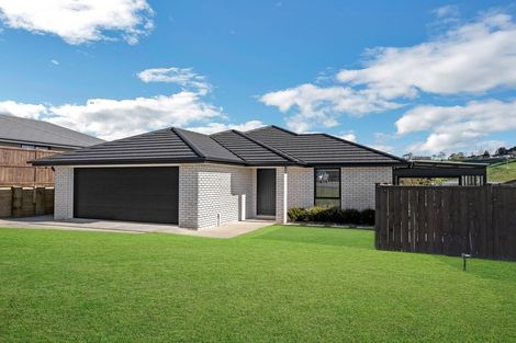 Photo of property in 114 Harriet Johnston Drive, Pokeno, 2402