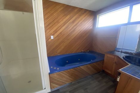 Photo of property in 8 Karo Place, Ilam, Christchurch, 8041