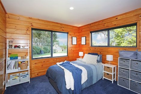 Photo of property in 166 Cooper Road, Pollok, Waiuku, 2684