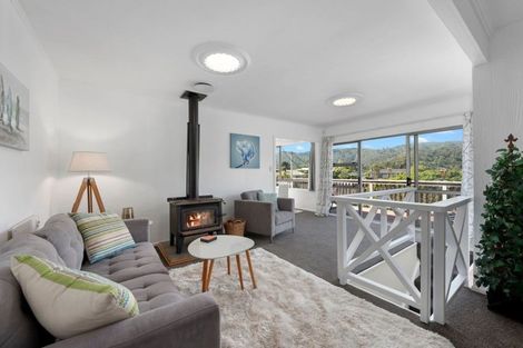 Photo of property in 65 Bird Grove, Stokes Valley, Lower Hutt, 5019