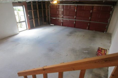 Photo of property in 99 Woodman Drive, Tawa, Wellington, 5028