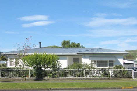 Photo of property in 216 Wainui Road, Kaiti, Gisborne, 4010
