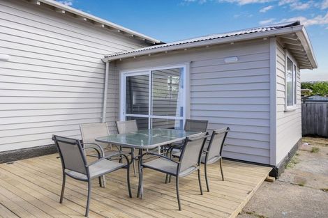 Photo of property in 274 Oxford Street, South Dunedin, Dunedin, 9012