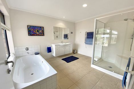 Photo of property in 21 Edkins Road, Kerikeri, 0230