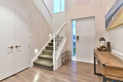 Photo of property in 18 Flavell Drive, Orewa, 0931