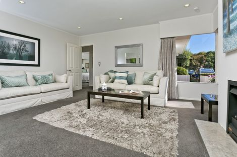 Photo of property in 2/43 Northumberland Avenue, Belmont, Auckland, 0622