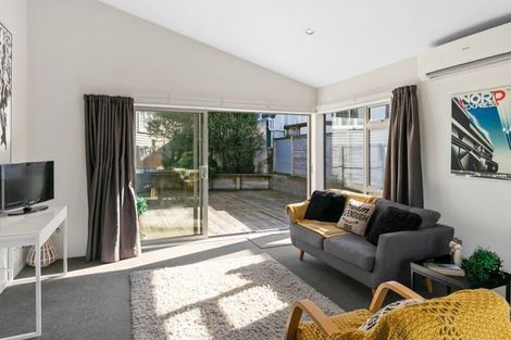 Photo of property in 17 Dominion Park Street, Johnsonville, Wellington, 6037