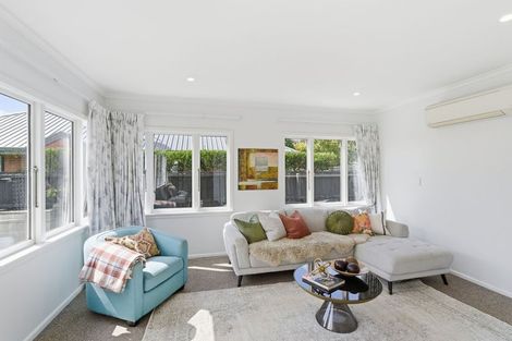 Photo of property in 1/68 Searells Road, Strowan, Christchurch, 8052