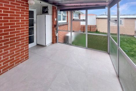 Photo of property in 8a Stamford Grove, Avalon, Lower Hutt, 5011