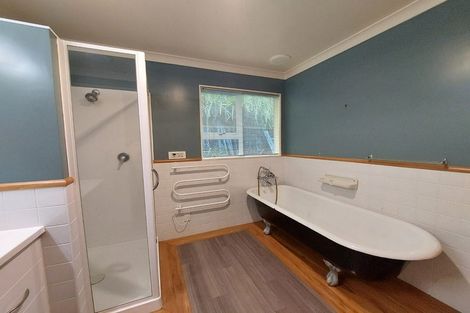 Photo of property in 25 Bayly Road, Moturoa, New Plymouth, 4310