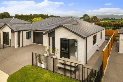 Photo of property in 19 Matuku Place, Katikati, 3178