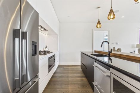 Photo of property in 65 Milano Boulevard, Karaka, Papakura, 2113