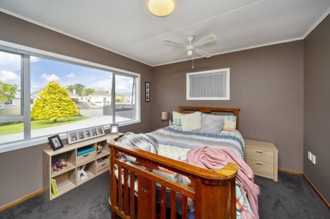 Photo of property in 17 Clyde Street, Ferndale, New Plymouth, 4310