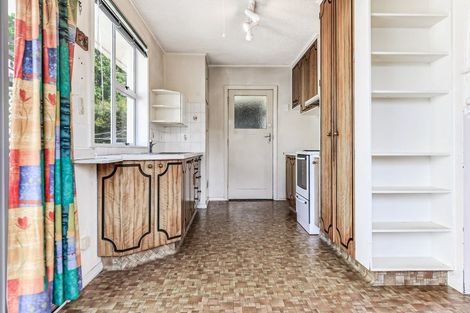 Photo of property in 6 Pickering Crescent, Chedworth, Hamilton, 3210