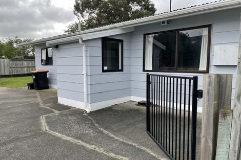 Photo of property in 2/4 Colonial Place, Kelvin Grove, Palmerston North, 4414