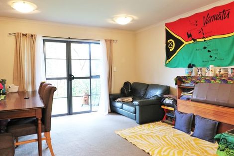 Photo of property in 24/8 Carolina Place, Albany, Auckland, 0632