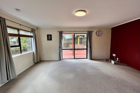 Photo of property in 1/42 Gatman Street, Birkdale, Auckland, 0626