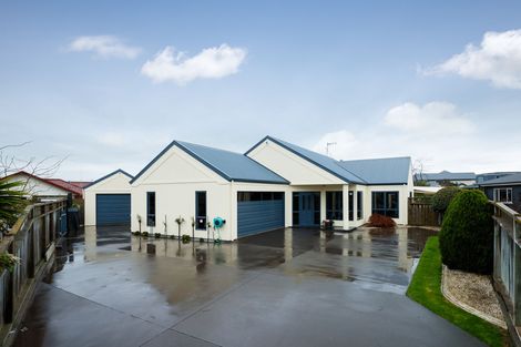 Photo of property in 5 Virginia Grove, Milson, Palmerston North, 4414