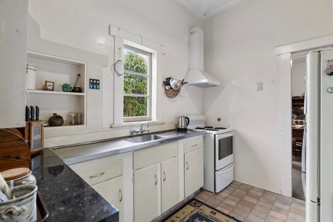 Photo of property in 194 Great South Road, Huntly, 3700