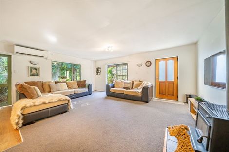 Photo of property in 116 Pinehaven Road, Pinehaven, Upper Hutt, 5019