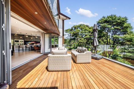 Photo of property in 293b Titirangi Road, Titirangi, Auckland, 0604