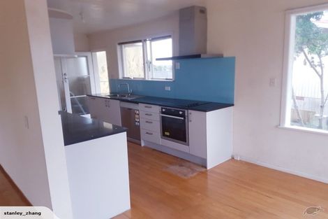 Photo of property in 51 Farquhar Road, Glendene, Auckland, 0602