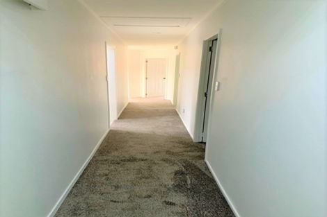 Photo of property in 29 Goodwood Drive, Goodwood Heights, Auckland, 2105