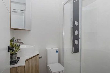 Photo of property in 2/26 Cameron Road, Hamilton East, Hamilton, 3216