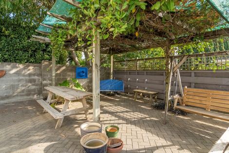 Photo of property in 384b Devonport Road, Tauranga South, Tauranga, 3112